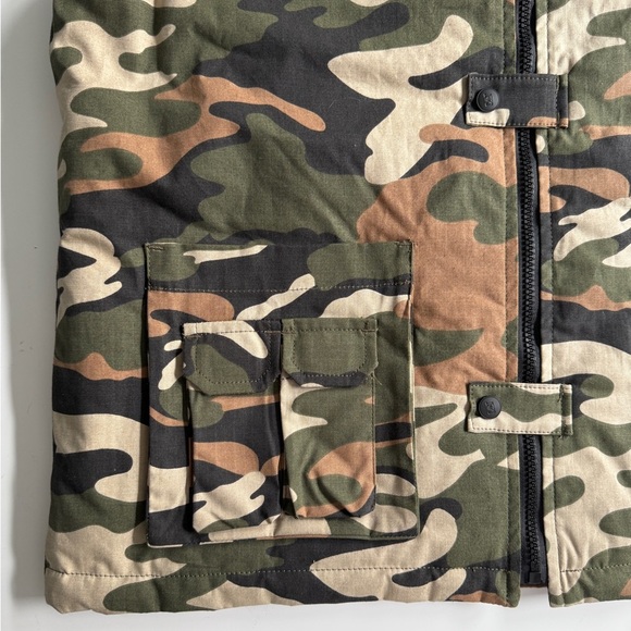 CAT Men’s WWR Ripstop Outdoor Vest In Camouflage 3XL Gorpcore Fishing Camping - Picture 6 of 12